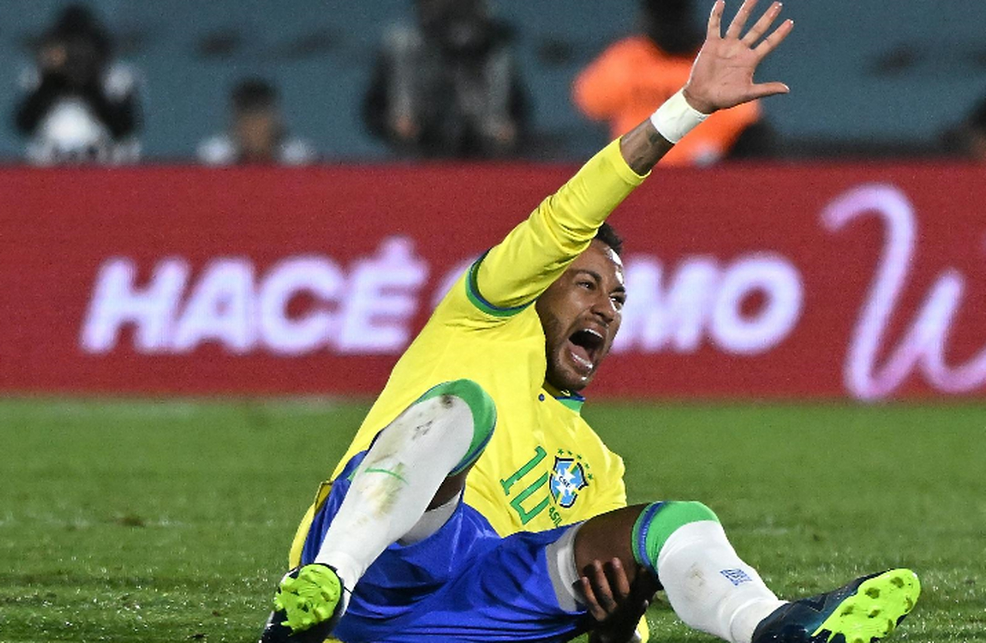  内马尔进场视频 