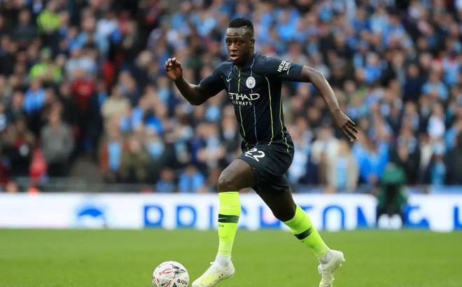 休斯敦火箭内部会议纪要流出——清晨门线救险，足总杯使命明确，轮换策略成焦点的简单介绍